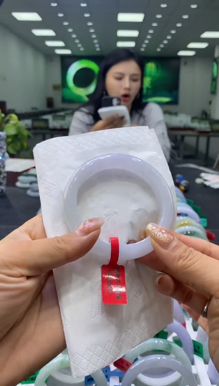 未镶嵌手镯翡翠00001260