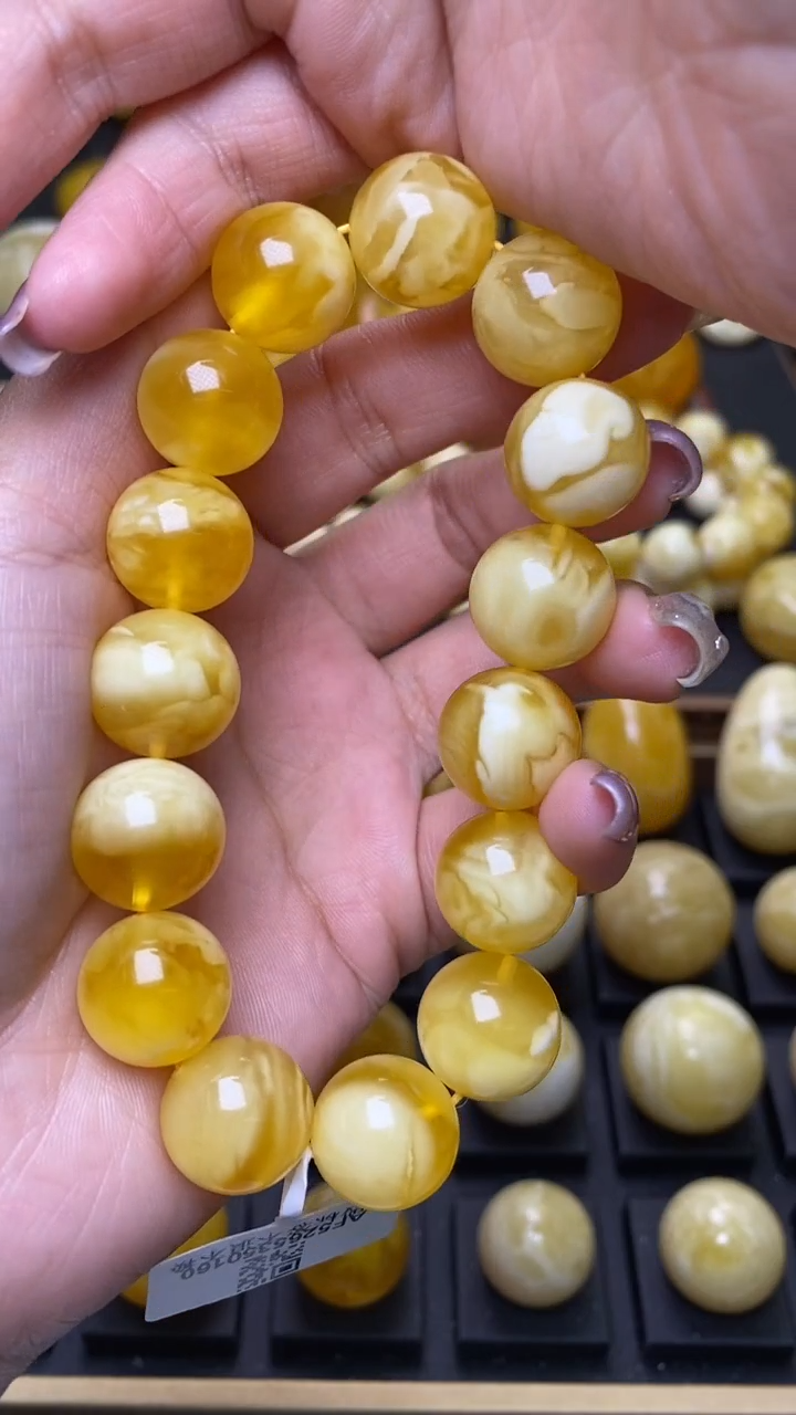 【闪购商品】琥珀裸石未镶嵌葵. 62