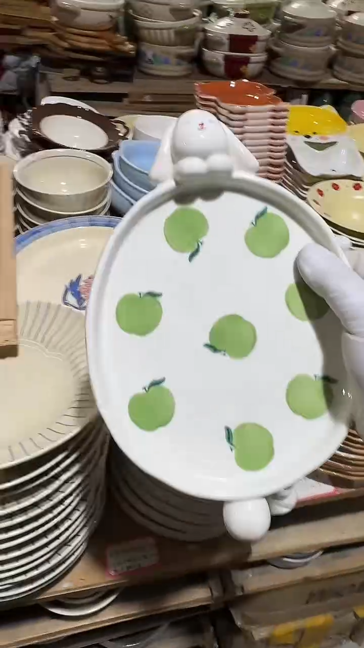 陶瓷兔子盘微瑕凑满20元包邮