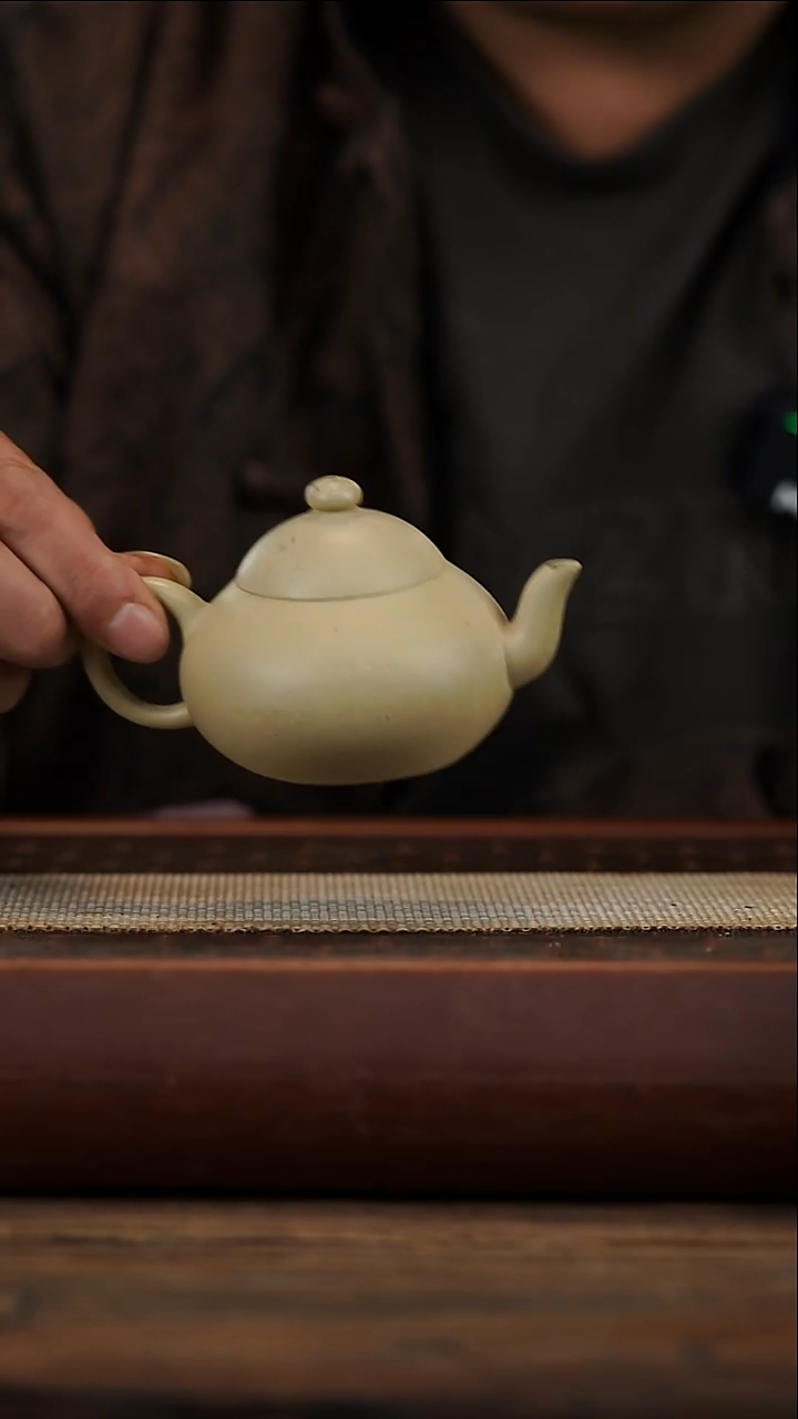 茶壶紫砂本绿小梨微瑕130容量