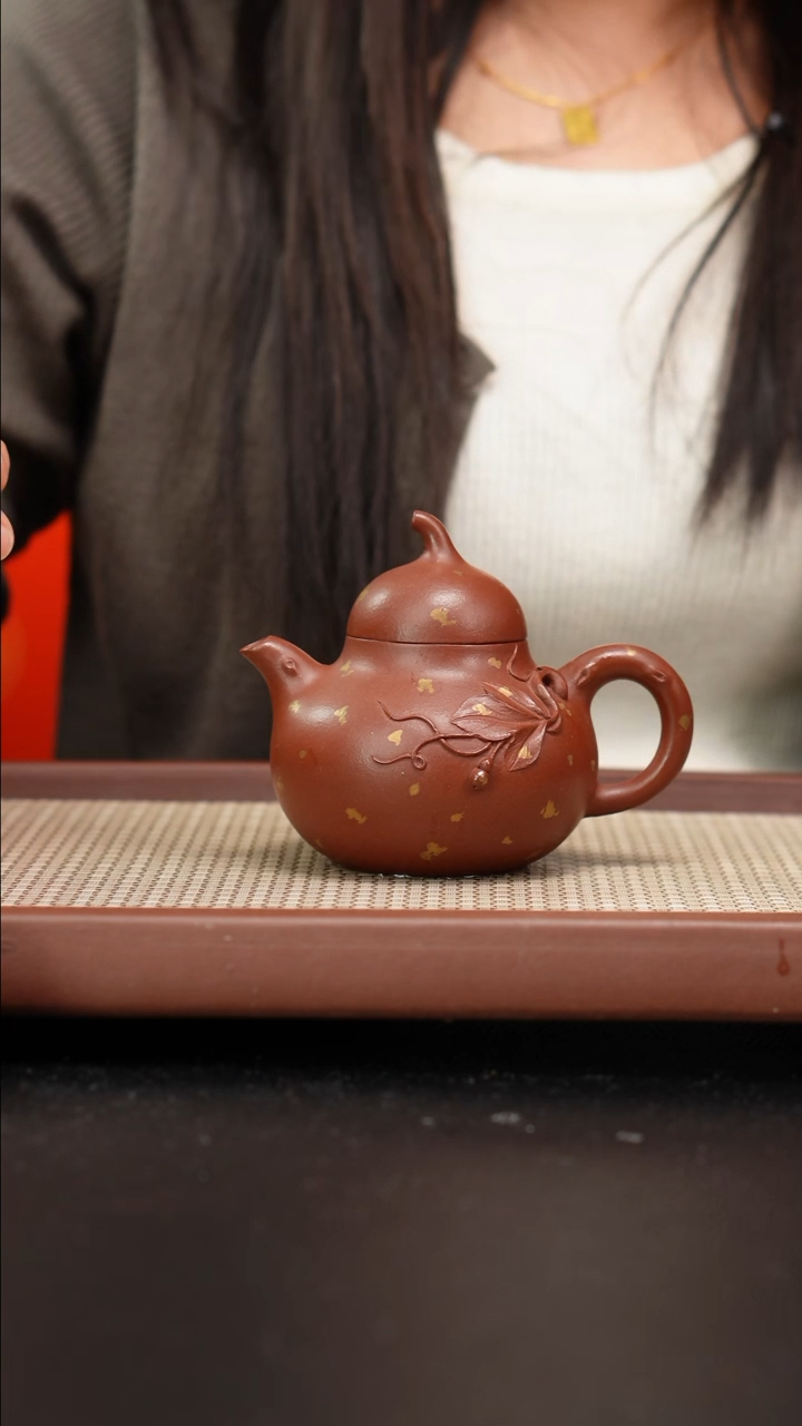 【闪购商品】紫砂茶壶红皮龙葫芦180