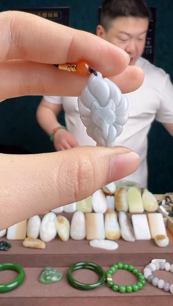 【闪购商品】翡翠颈饰未镶嵌ZZ 拍一发一 多样性发货