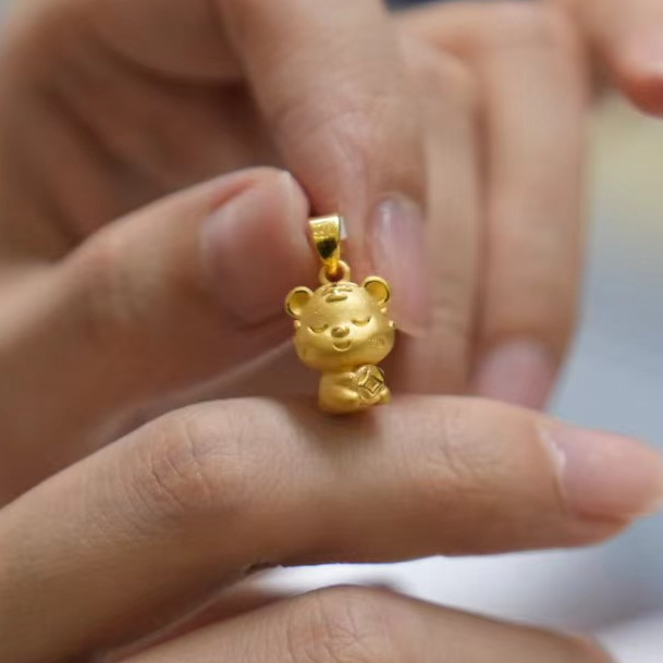 【巧玲专属】足金999十二生肖怀抱钱币寅虎吊坠