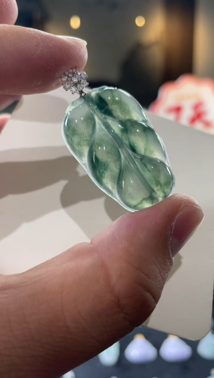 颈饰18K金镶嵌翡翠DDJ52661/多样性发一件