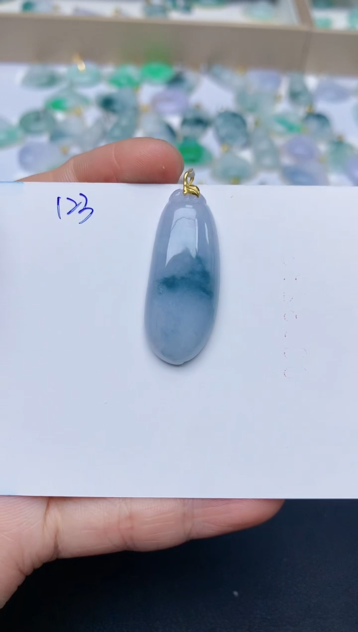 【闪购商品】翡翠颈饰18K金镶嵌天然翡翠A货    