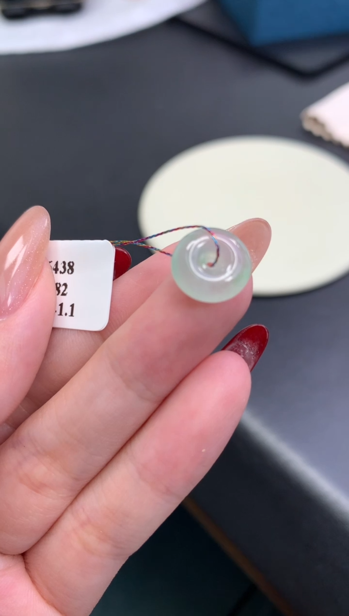 颈饰未镶嵌翡翠48小时鉴赏期 退货不扣服务费