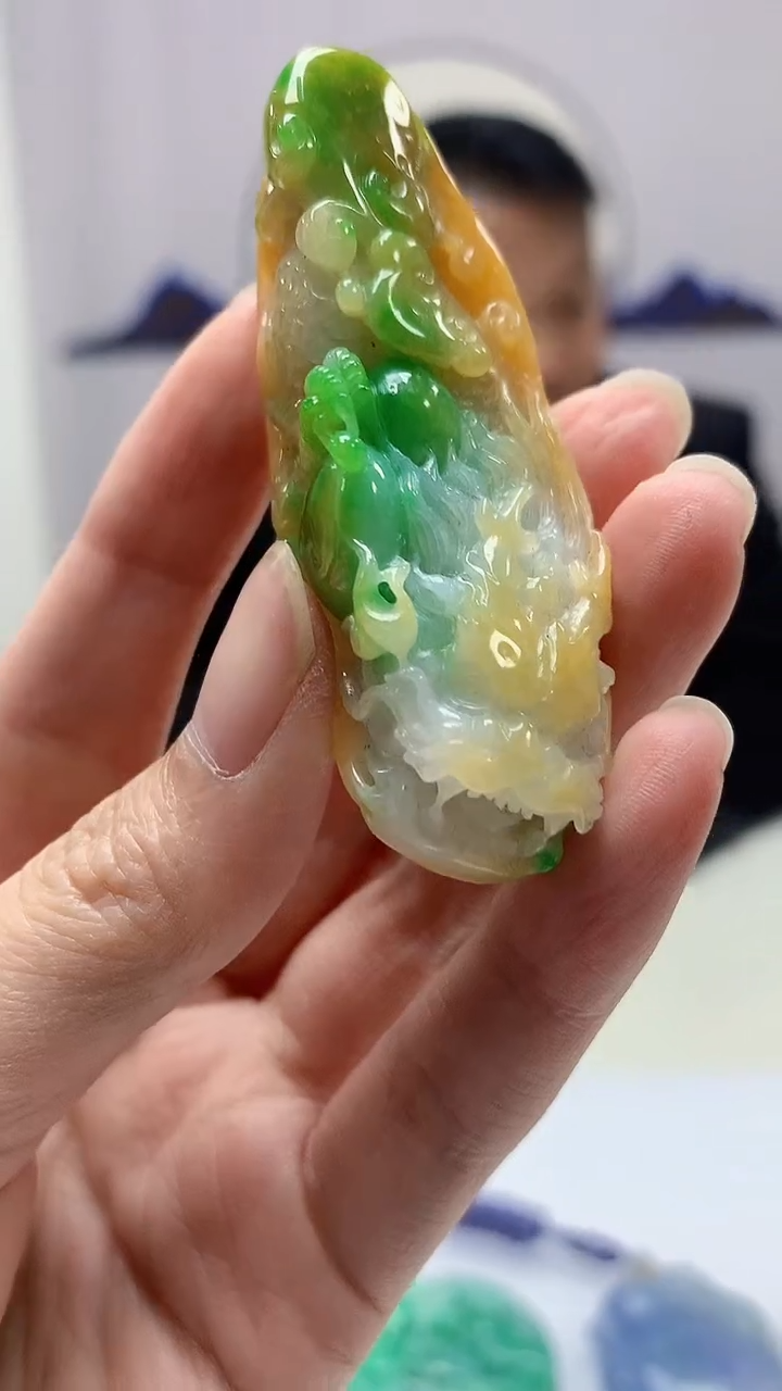 【闪购商品】定制翡翠未镶嵌4969zm-毛货挂件189