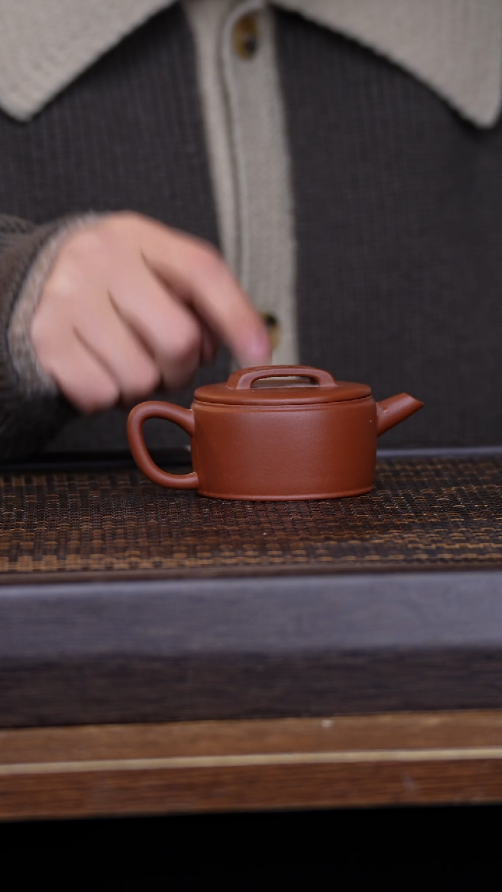 【闪购商品】紫砂茶壶546879312546798