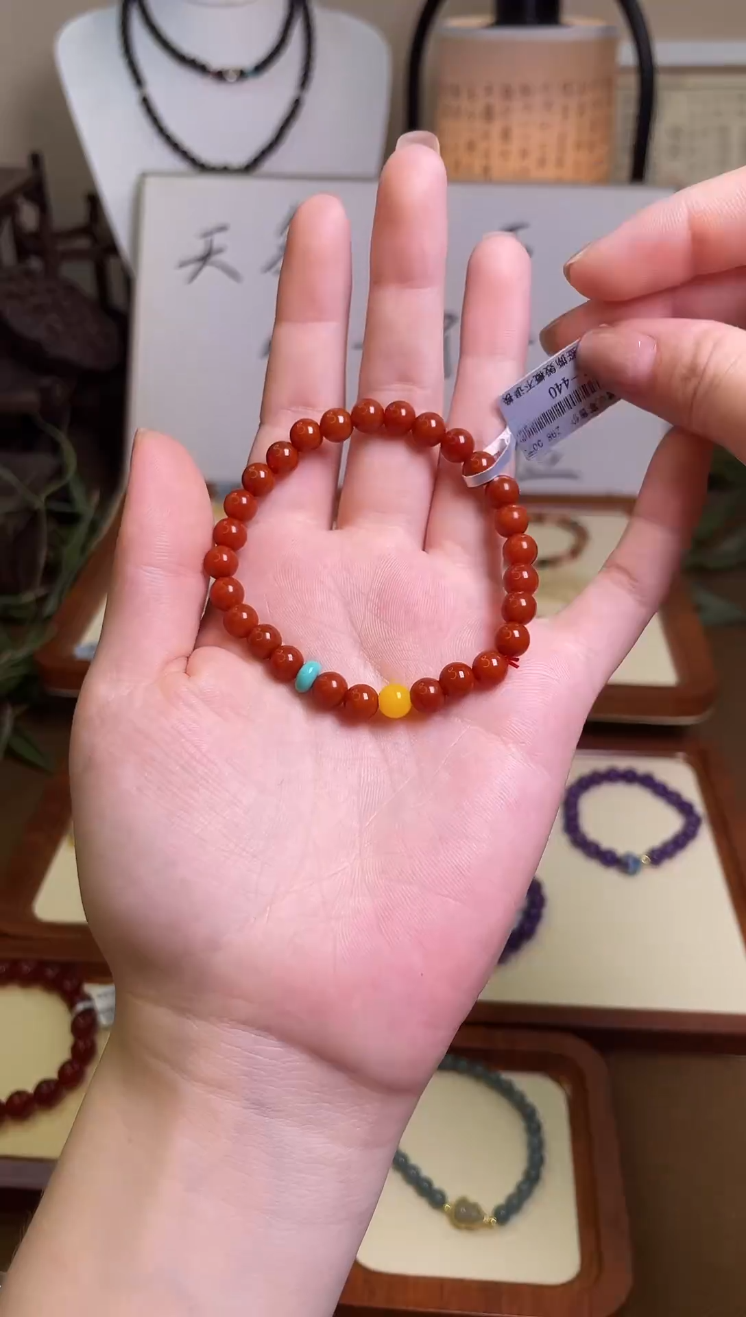 单圈未镶嵌水晶红水晶手链