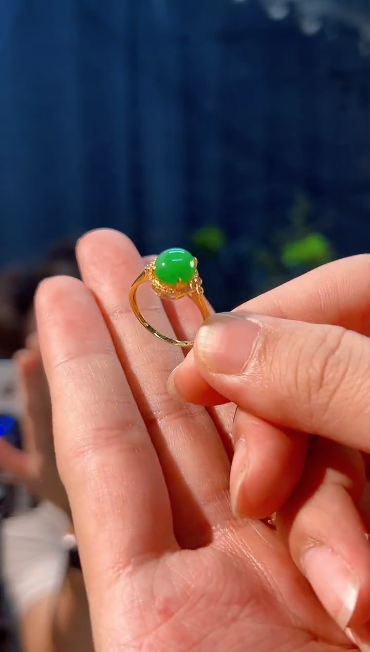 颈饰18K金镶嵌翡翠 缅料A货/支持复检/一件