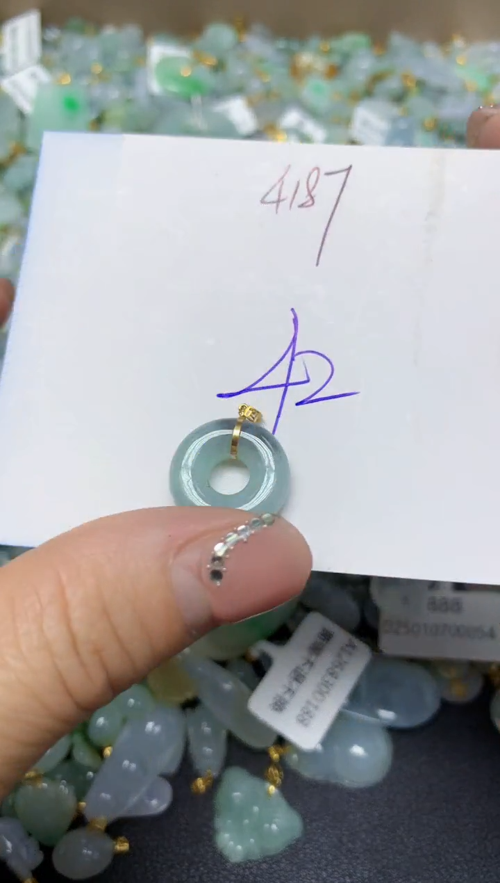 【闪购商品】翡翠挂件18K金镶嵌 天然翡翠A货