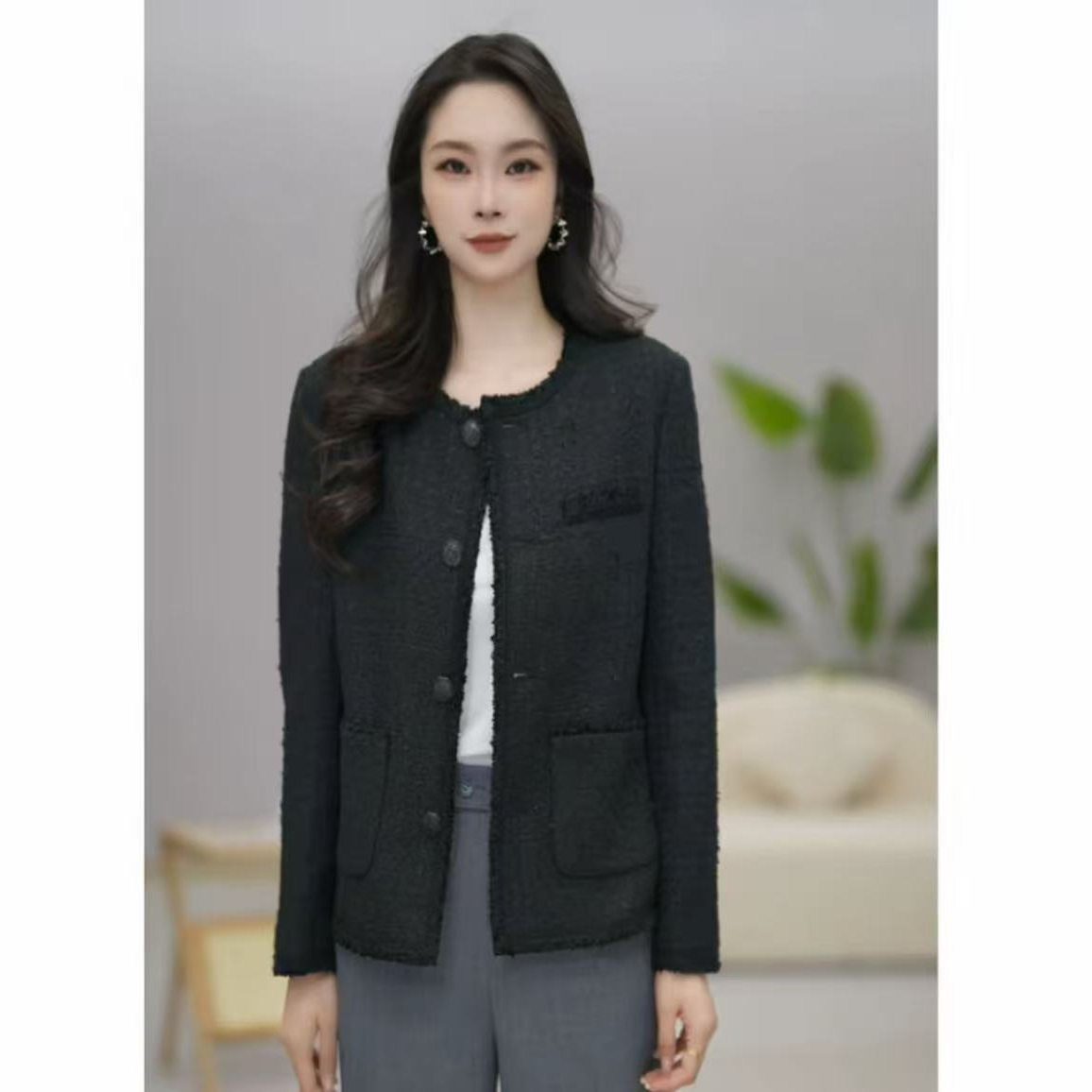 哥弟秋冬轻奢气质女短外套单排扣圆领时尚百搭小香风 140042
