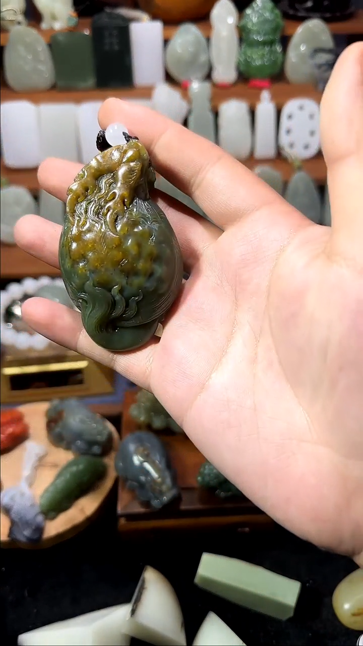 颈饰未镶嵌和田玉平****君1