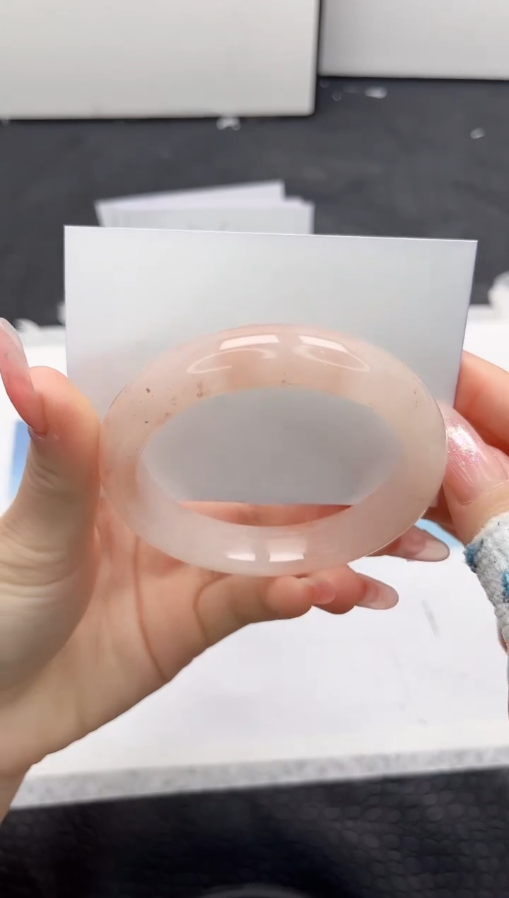 【闪购商品】石英质玉手镯未镶嵌76-58.3