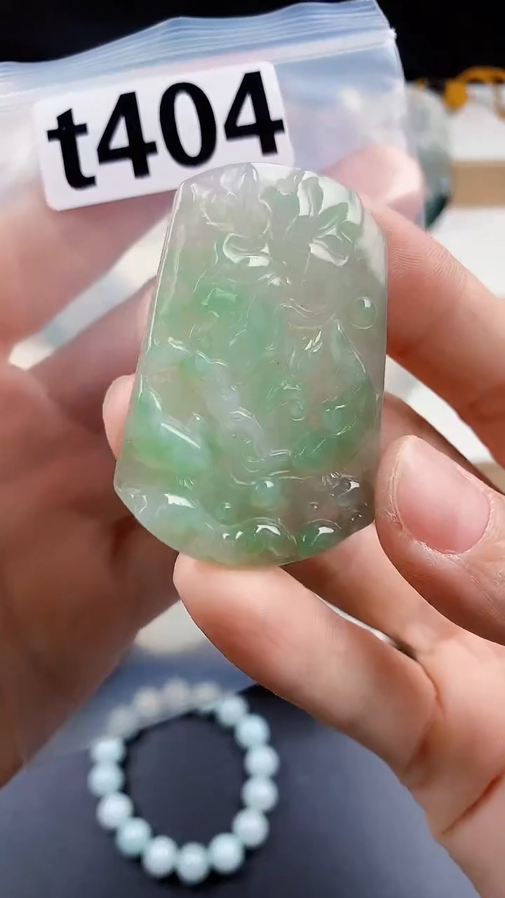 颈饰未镶嵌翡翠天然翡翠吊坠挂件