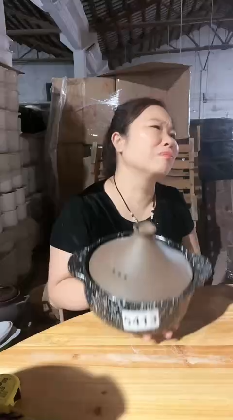陶5413瑕疵麦饭石锅带盖