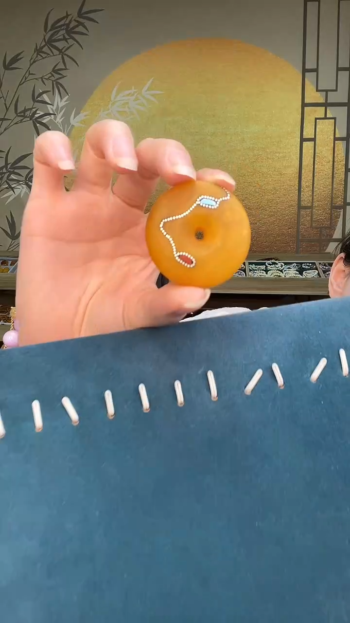 裸石琥珀未镶嵌A2713天然蜜蜡绑绳