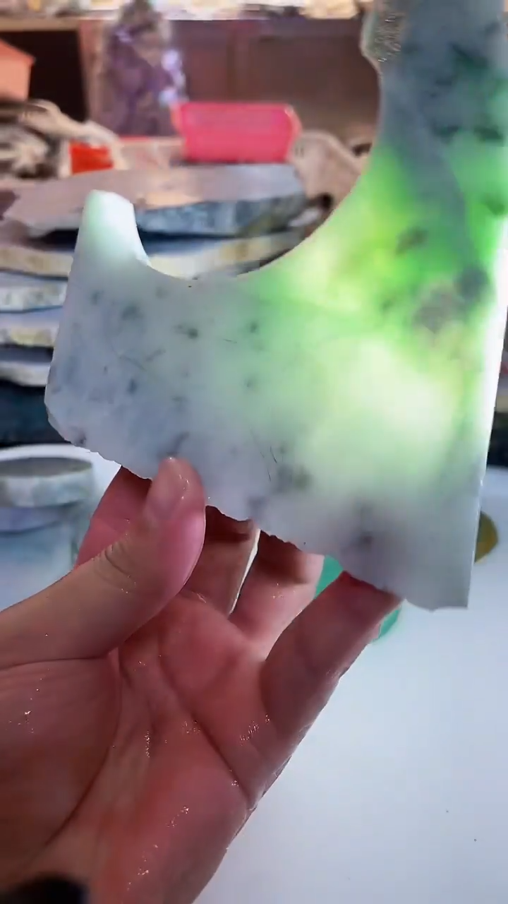 【闪购商品】翡翠未镶嵌颈饰0朱0翡翠珠宝332