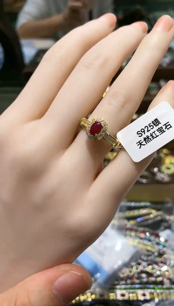 【闪购商品】红宝石戒指银S925镶嵌戒指