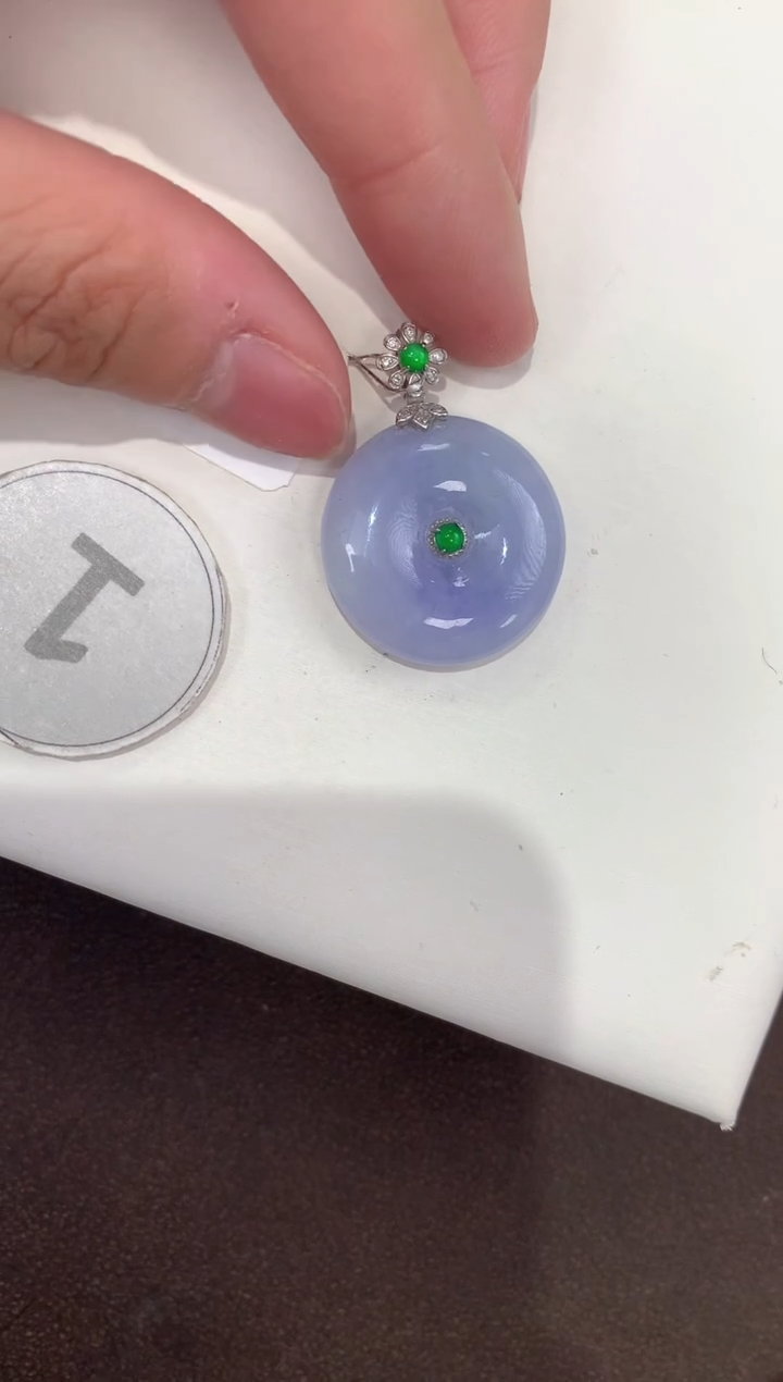 颈饰18K金镶嵌翡翠天然缅甸A货翡翠