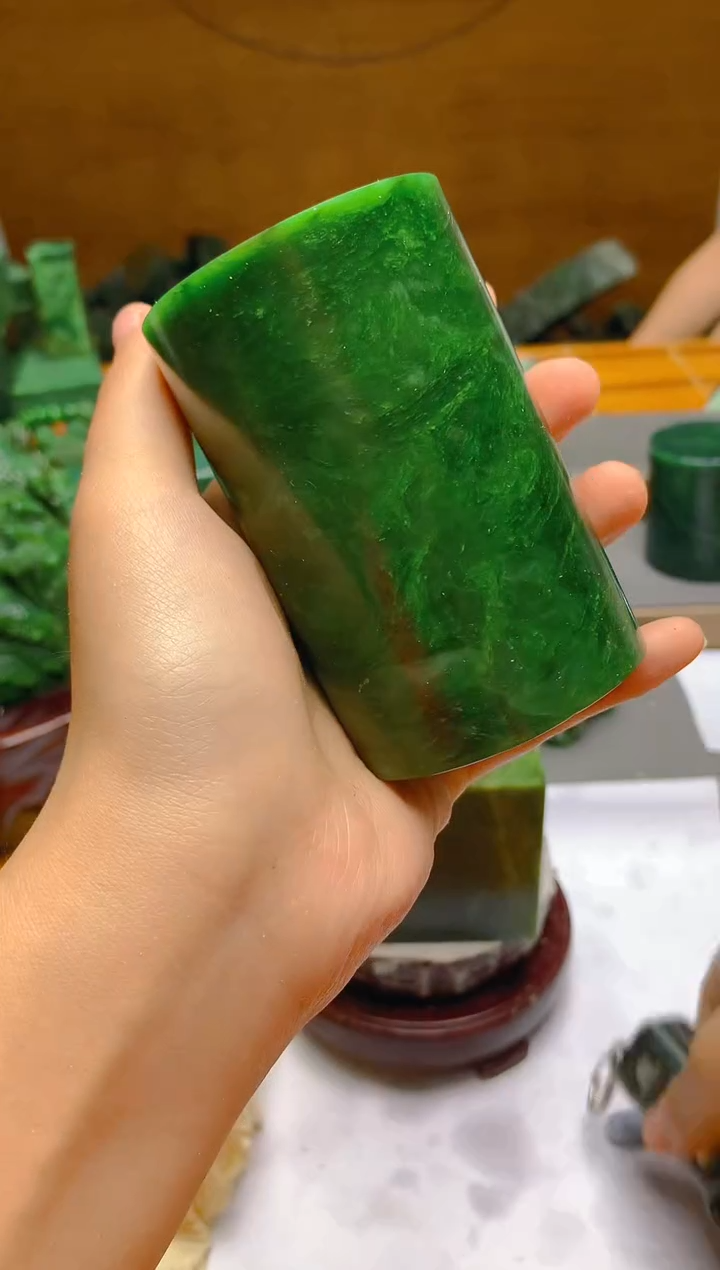 和田玉（碧玉）未镶嵌摆件1