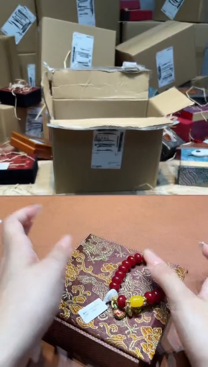 手串仓库撤柜闪购链接（多样性发其一）￥