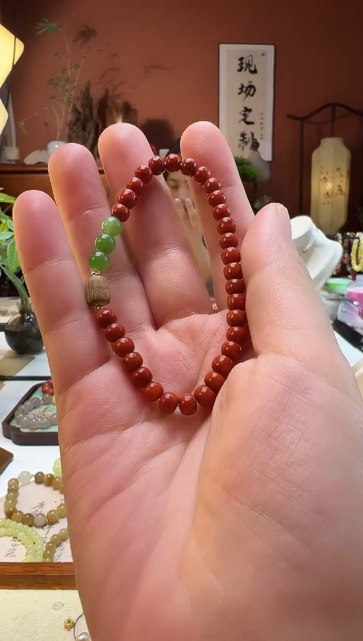 【闪购商品】南红玛瑙手串18K金镶嵌南红