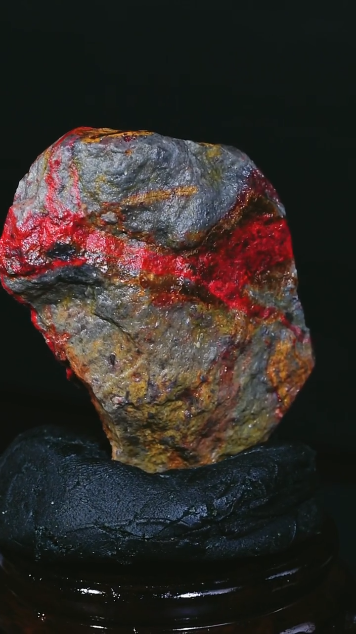 昌化石昌化鸡血石