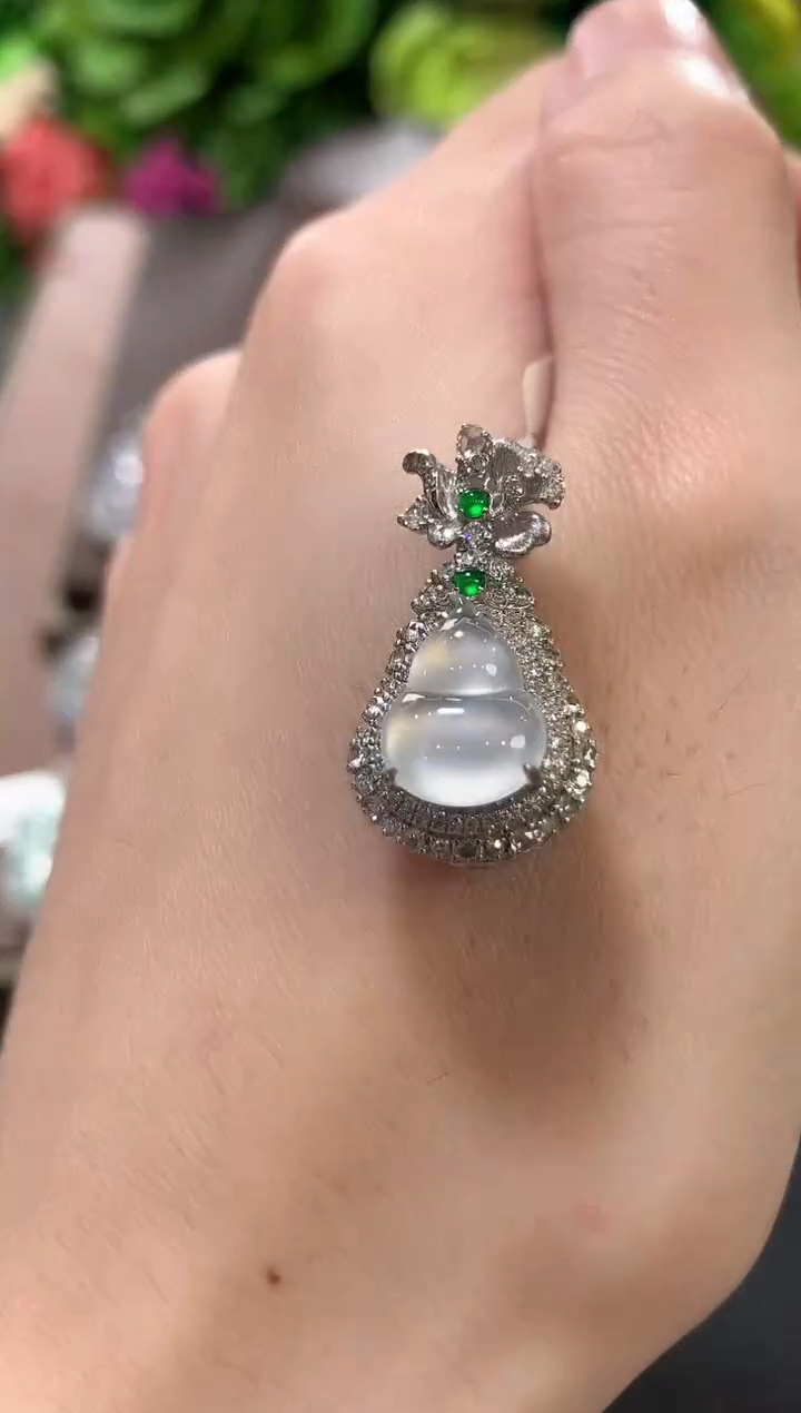 吊坠(不含链)18K金镶嵌翡翠c7