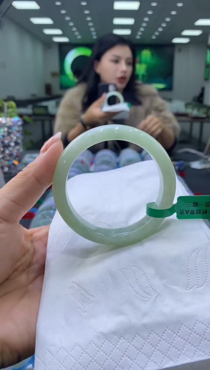 未镶嵌手镯翡翠00003415