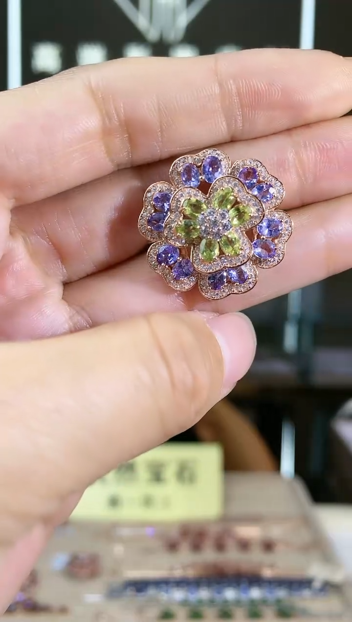 【闪购商品】坦桑石颈饰银S925镶嵌颈饰