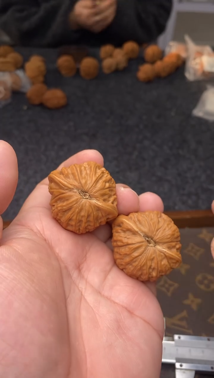 把件文玩核桃B141号41尺铁锤