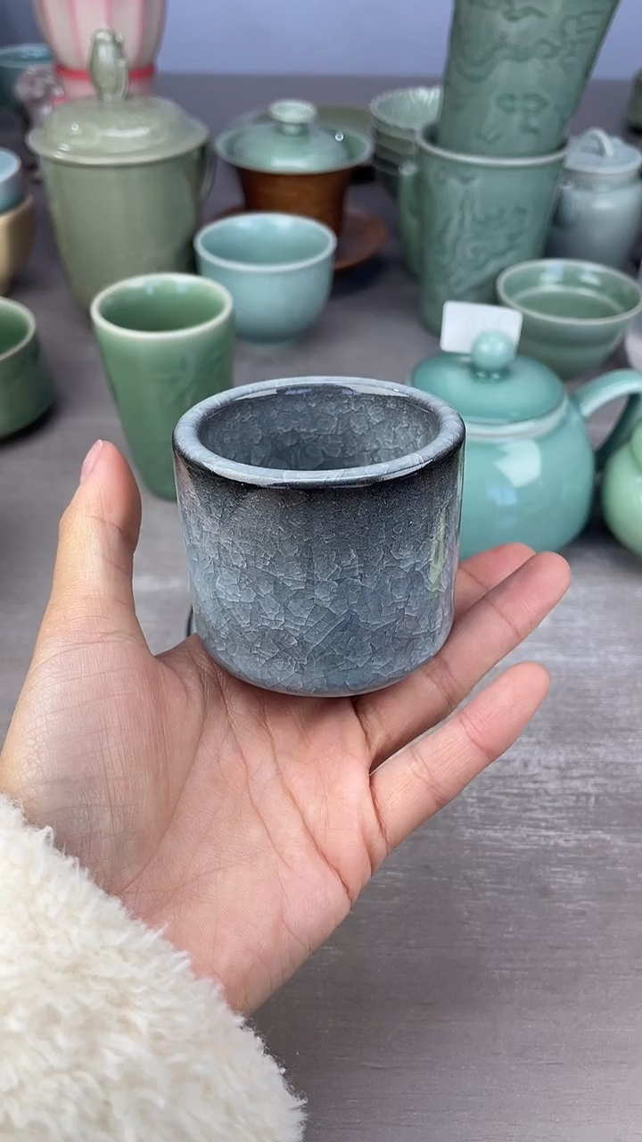 青瓷仓储清仓福利