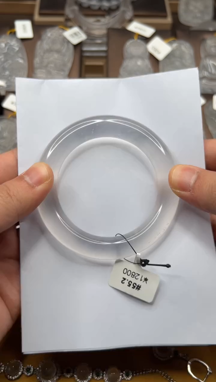 【闪购商品】石英质玉手镯未镶嵌圆条