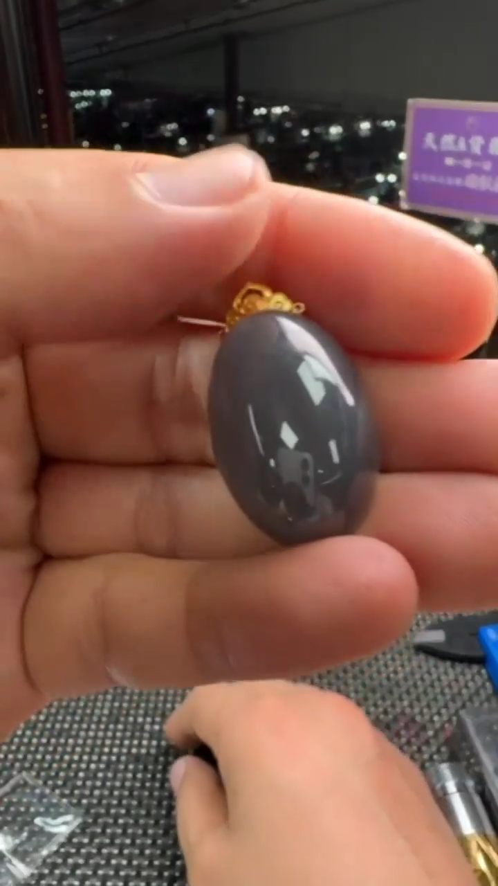 定制和田玉未镶嵌E81-41304-多样性/发其一