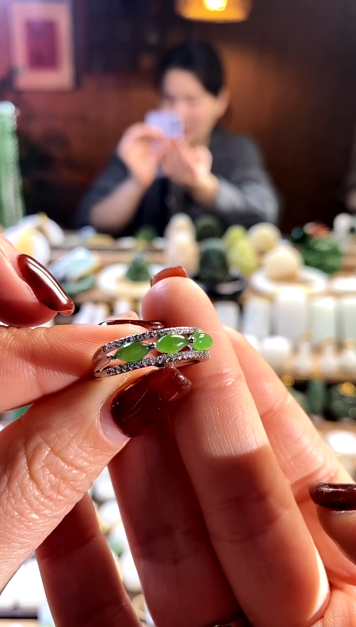 【闪购商品】和田玉戒指银S925镶嵌。