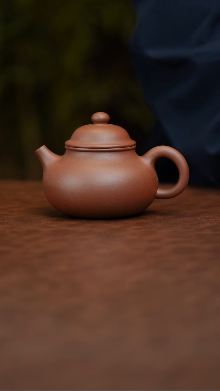 茶壶紫砂Y*。清水泥 容天壶 240CC   