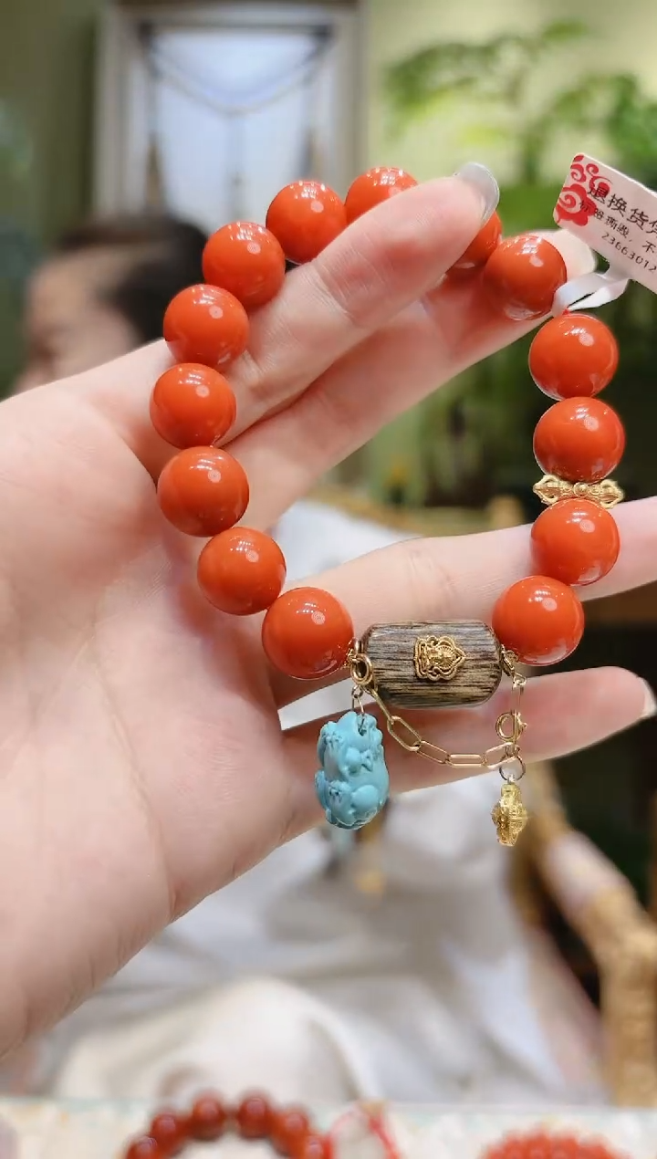 【闪购商品】南红玛瑙手串18K金镶嵌绿松貔貅提溜南红手串2号