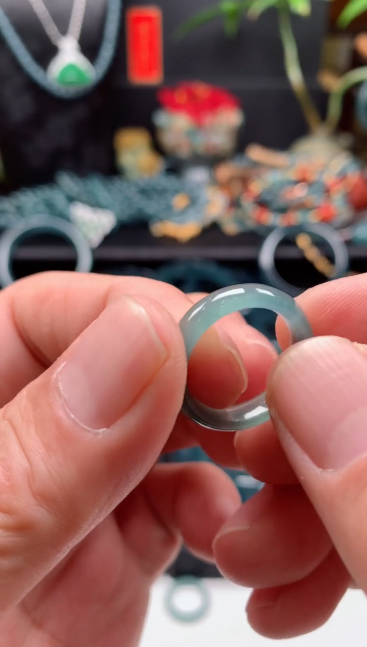 【闪购商品】翡翠颈饰未镶嵌0095423863