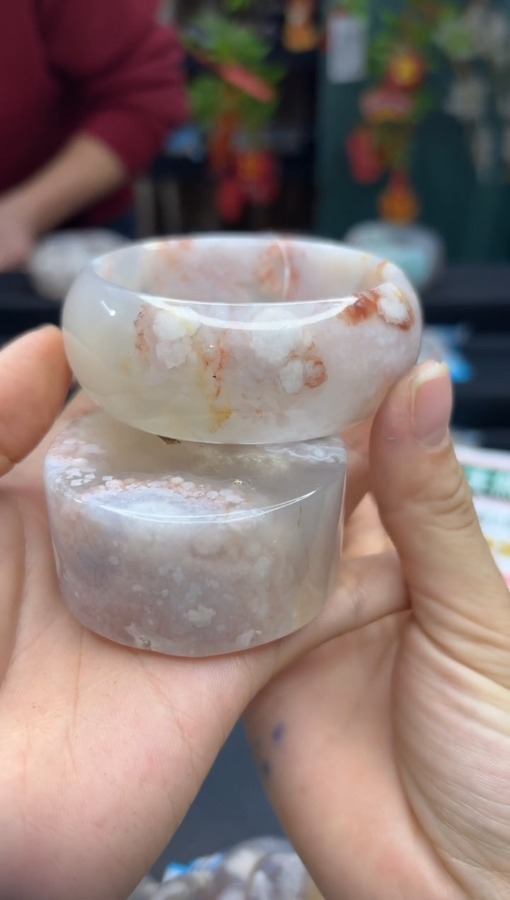 【闪购商品】石英质玉手镯未镶嵌2381（58圈赠送镯心）