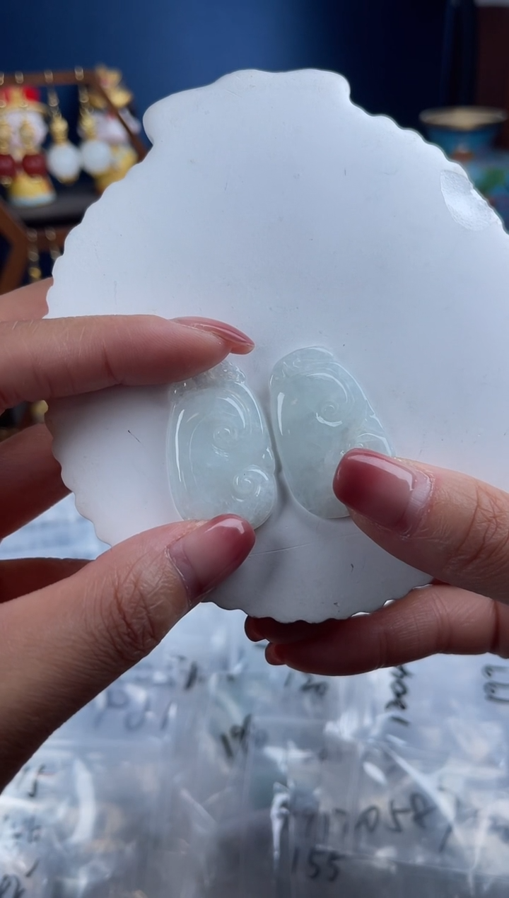 未镶嵌挂件翡翠浅**双，120412+112835