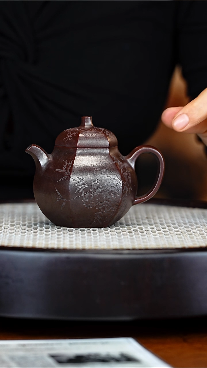 宜兴紫砂 PQZ 紫金砂 六方茄瓜 160cc 