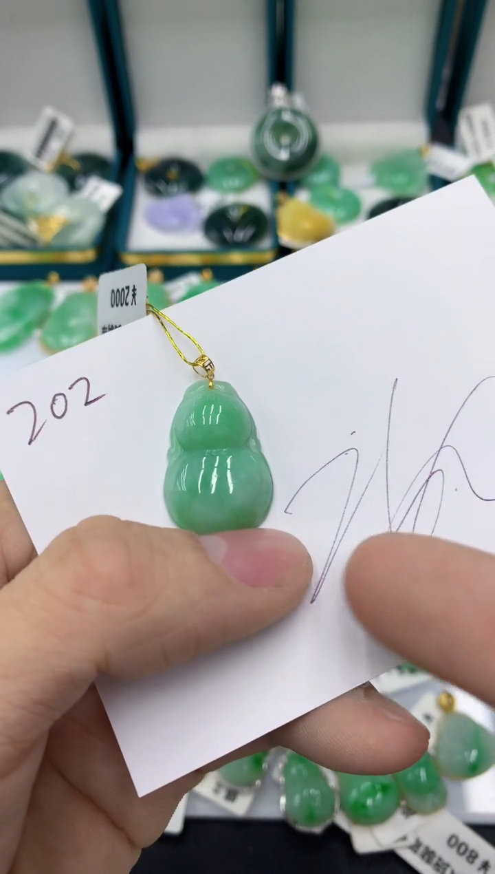 【闪购商品】翡翠颈饰18K金镶嵌11111111111