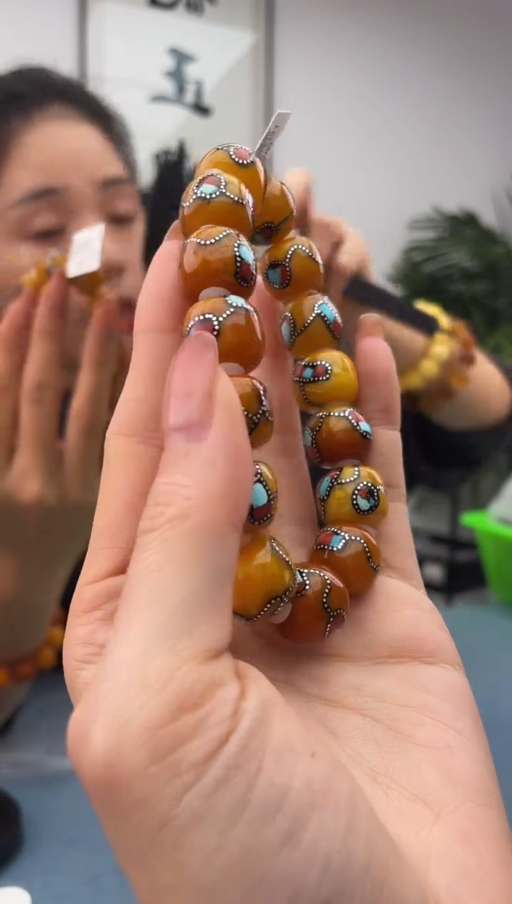 【闪购商品】琥珀珠宝奇石未镶嵌假一罚十，035.15