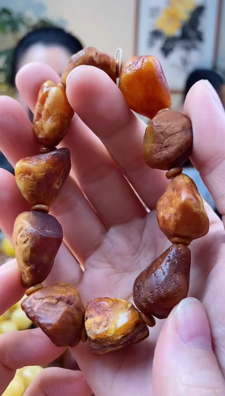 【闪购商品】琥珀手串未镶嵌手串