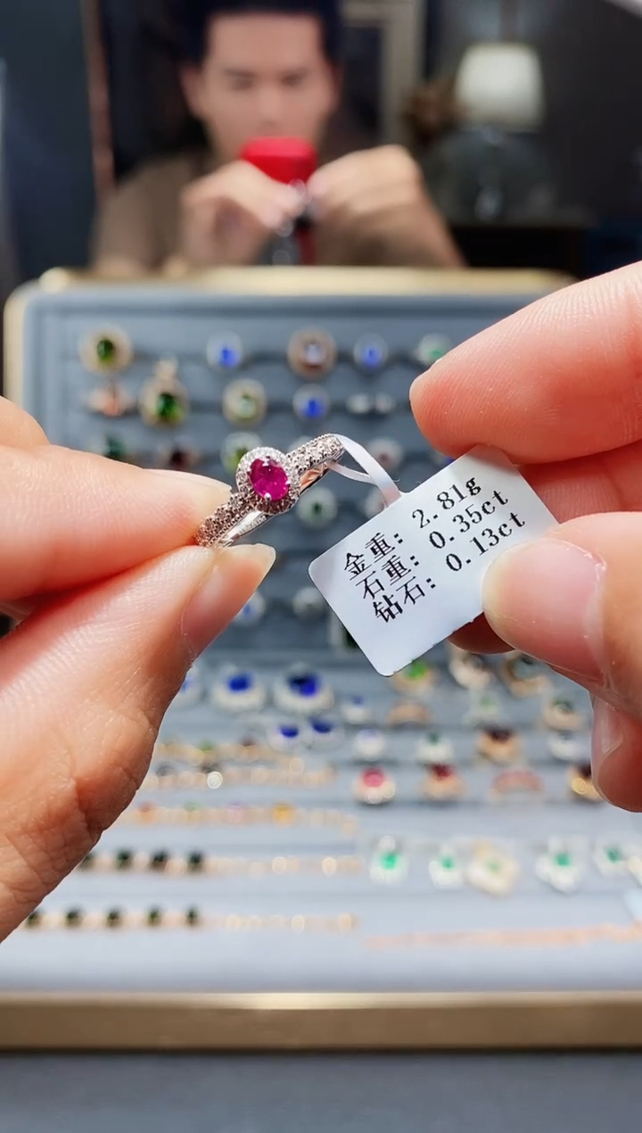 【闪购商品】红宝石戒指铂Pt950镶嵌0.35.