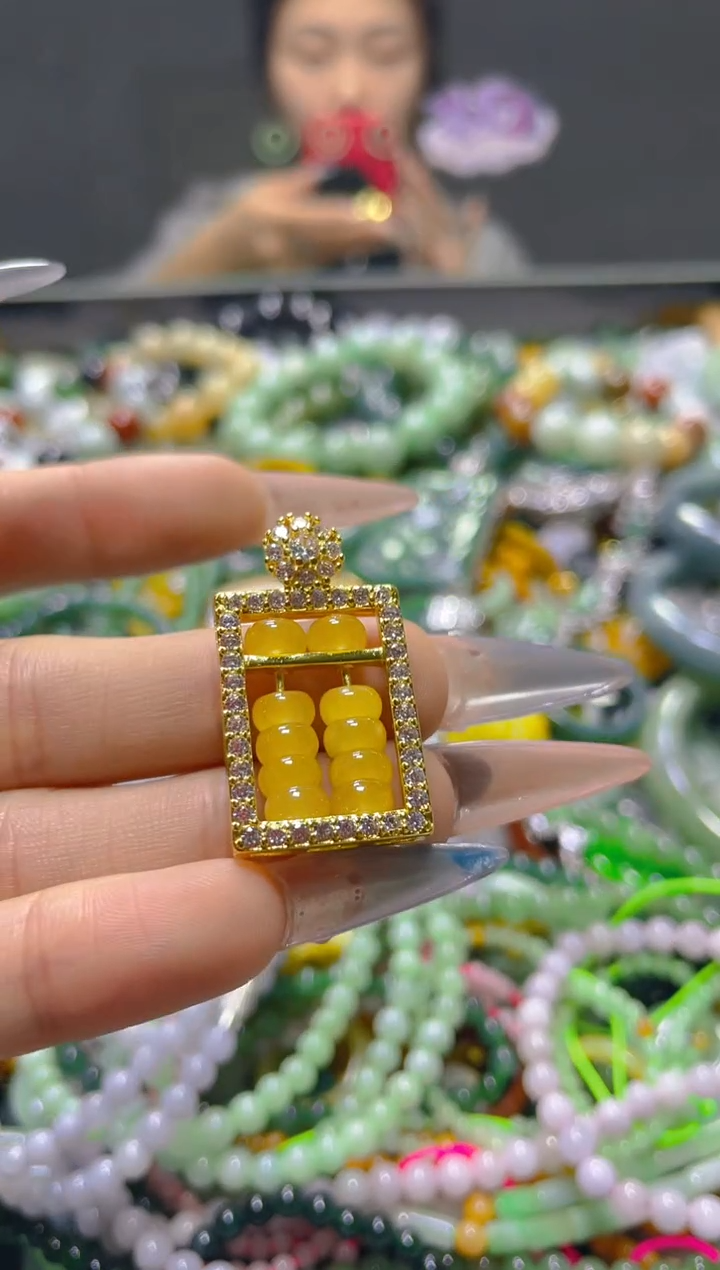 颈饰未镶嵌翡翠/C/翡翠A货，一件也是批发价