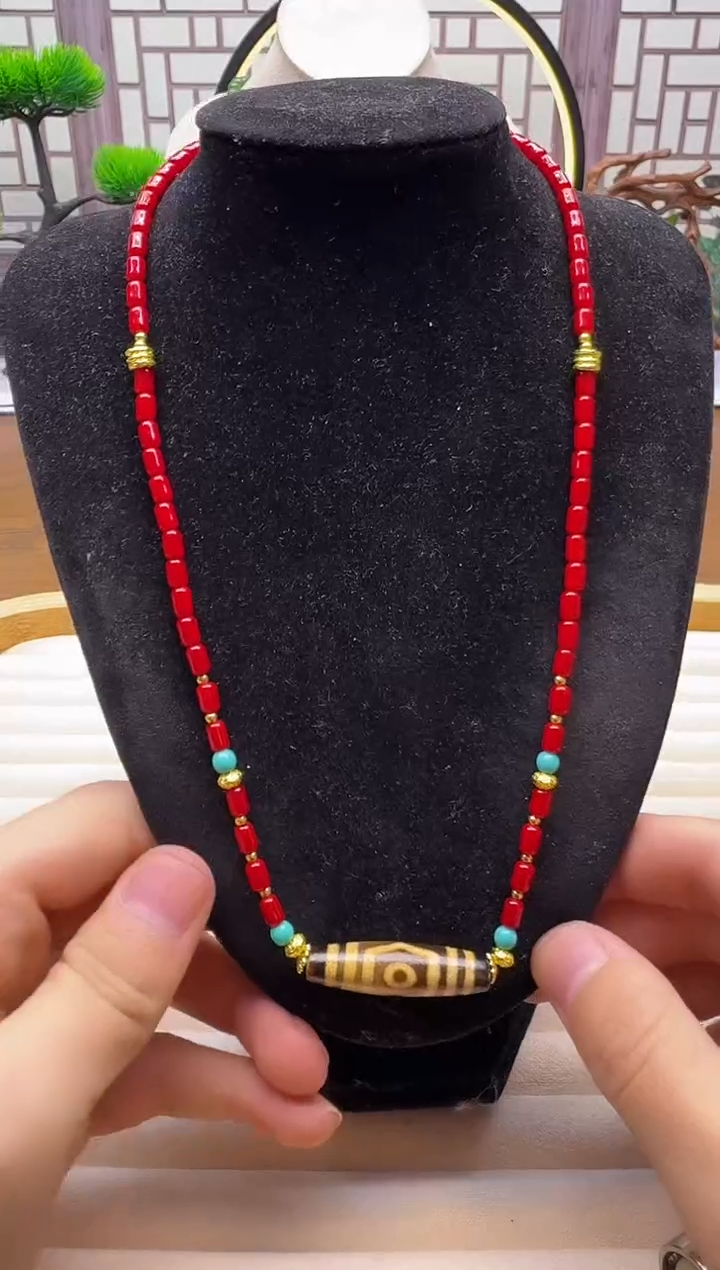 14K金镶嵌颈饰玛瑙/玉髓L83   