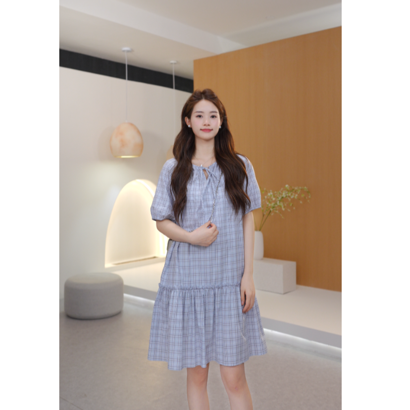 Basic House/百家好清新系长裙收腰蓝色短袖格纹连衣裙夏季