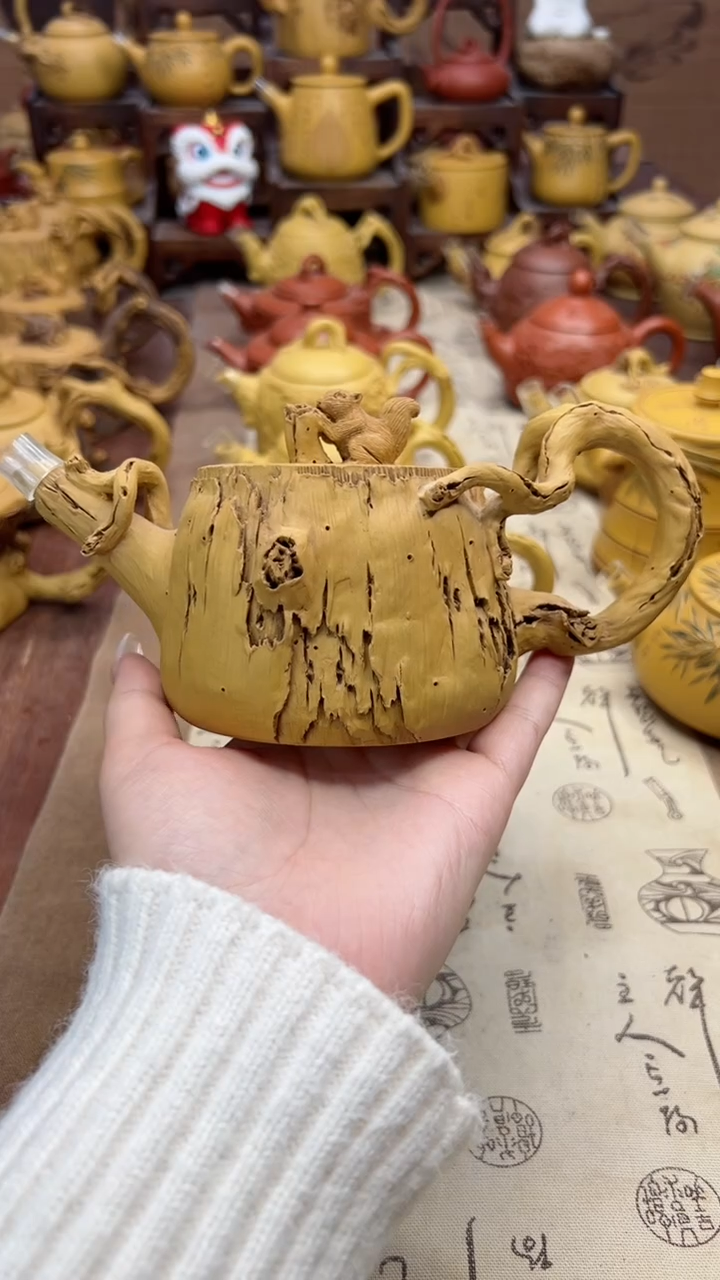 【闪购商品】紫砂壶仿木松桩松鼠壶